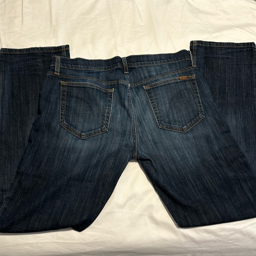 ***GENTLY WORN - Joe’s Jeans The Classic Frasier***